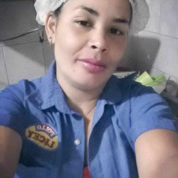 Meet your Posher, Isabel - Picture 1 of 1